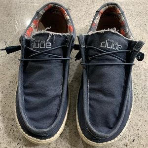Size 10 men’s Hey Dude Slip on shoes Navy